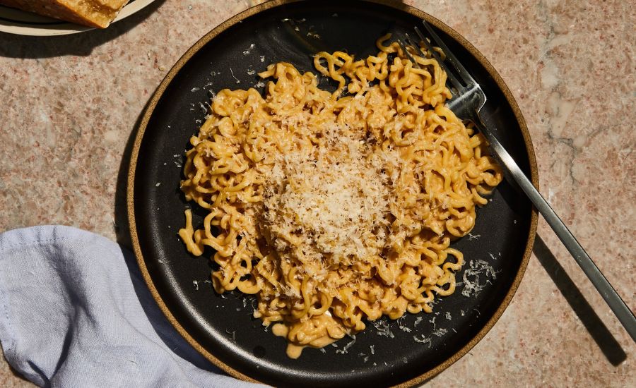 The Allure of Midnight Pasta: A Culinary Delight for Night Owls